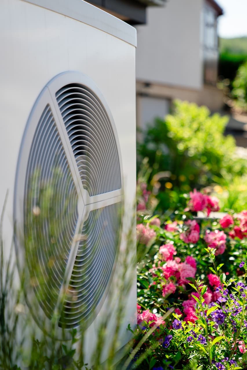 Billede af familie i indkørsel